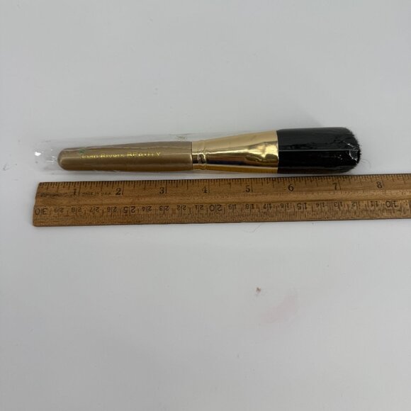 Joan Rivers BEAUTY MAKEUP powder brush NEW In Package 7” Gold Handle - Picture 3 of 5